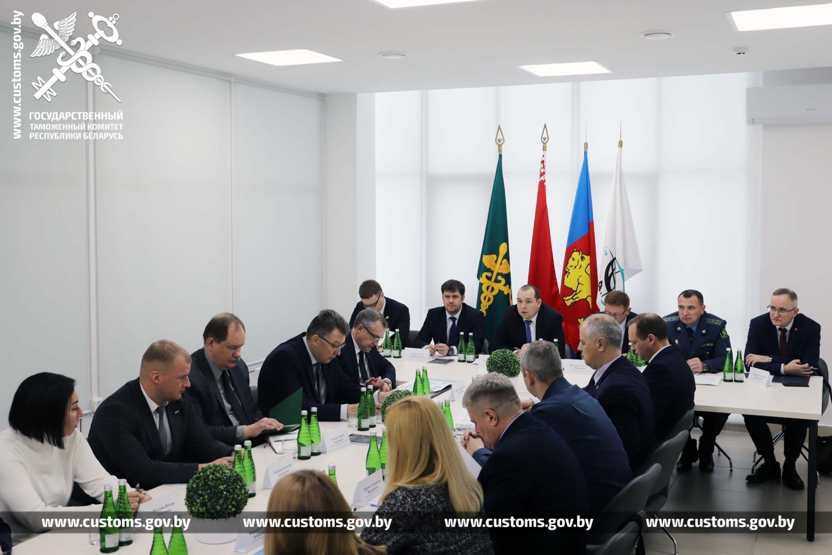 Сегодня участники заседания консультативной группы по повышению  эффективности таможенного контроля оценили работу по осуществлению грузовых  операций в отношении товаров, принадлежащих европейским перевозчикам